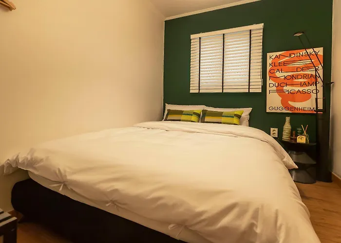 Appartamento 101stayㅣfamily-friendlyㅣstn 1minㅣ2br 3bedsㅣprivate Houseㅣ6 Guestsㅣprivate Yard #ddp #경복궁 #남산 #명동 #홍대 #성수 *