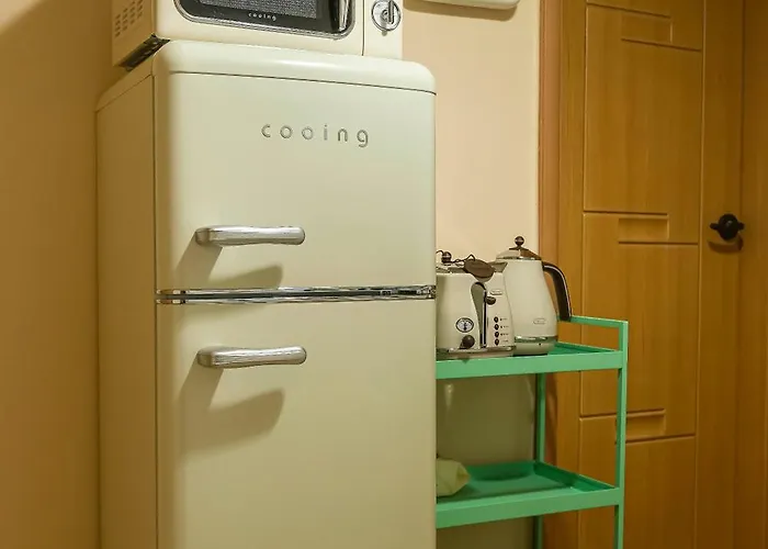 Appartamento 101stayㅣfamily-friendlyㅣstn 1minㅣ2br 3bedsㅣprivate Houseㅣ6 Guestsㅣprivate Yard #ddp #경복궁 #남산 #명동 #홍대 #성수 *