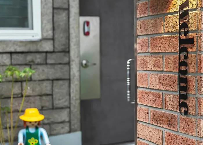 101stayㅣfamily-friendlyㅣstn 1minㅣ2br 3bedsㅣprivate Houseㅣ6 Guestsㅣprivate Yard #ddp #경복궁 #남산 #명동 #홍대 #성수 Appartamento