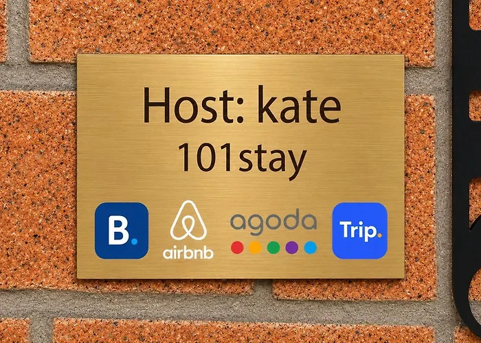 101stayㅣfamily-friendlyㅣstn 1minㅣ2br 3bedsㅣprivate Houseㅣ6 Guestsㅣprivate Yard #ddp #경복궁 #남산 #명동 #홍대 #성수 Appartamento Seul